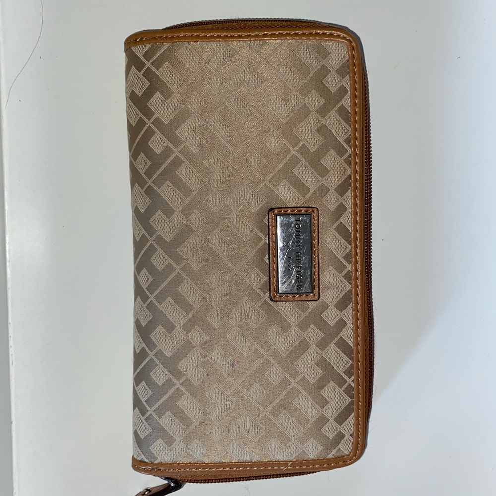 Tommy Hilfiger Wallet